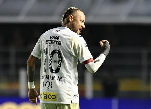 不會放棄！ESPN：桑托斯悉心照料內馬爾，希望他能踢上世界杯